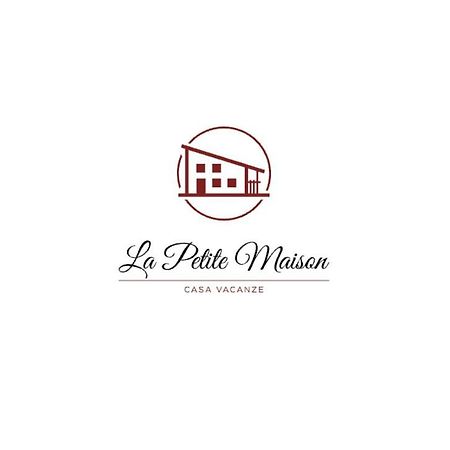 La Petite Maison Augusta Bagian luar foto